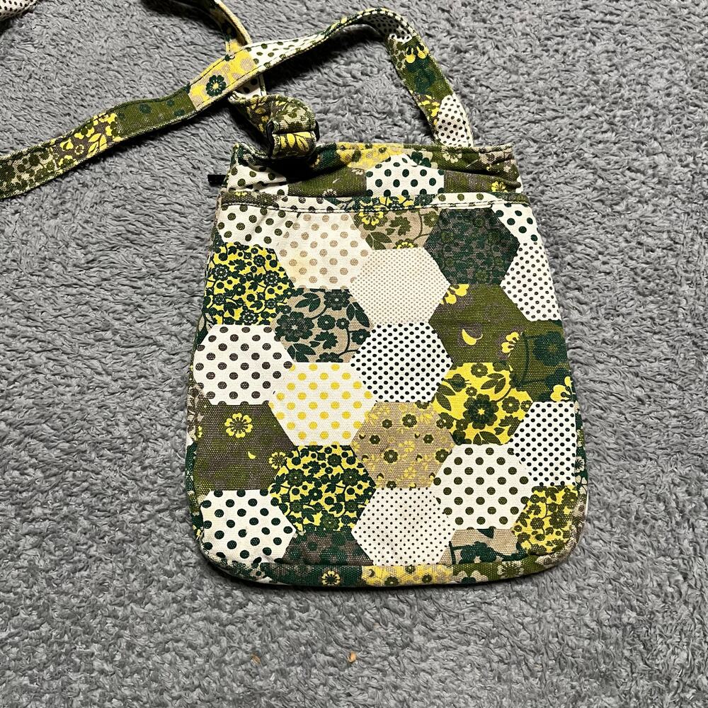 Kavu Mini Keeper Crossbody Bag Carolina Quilt Green White Patchwork Purse - Picture 2 of 6